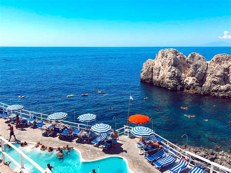 capri beach club italy.